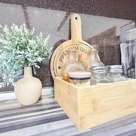 Center The Quiet Luxury 5 *