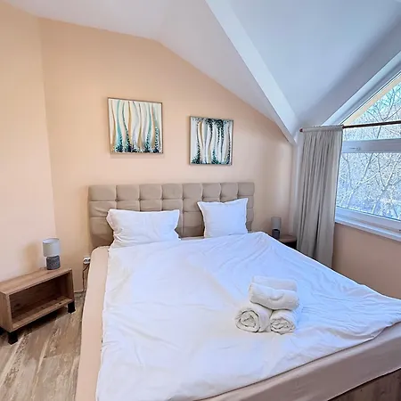The Quiet Luxury Apartament *