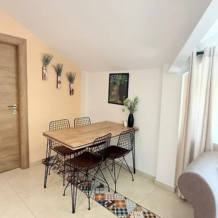 Apartament The Quiet Luxury *